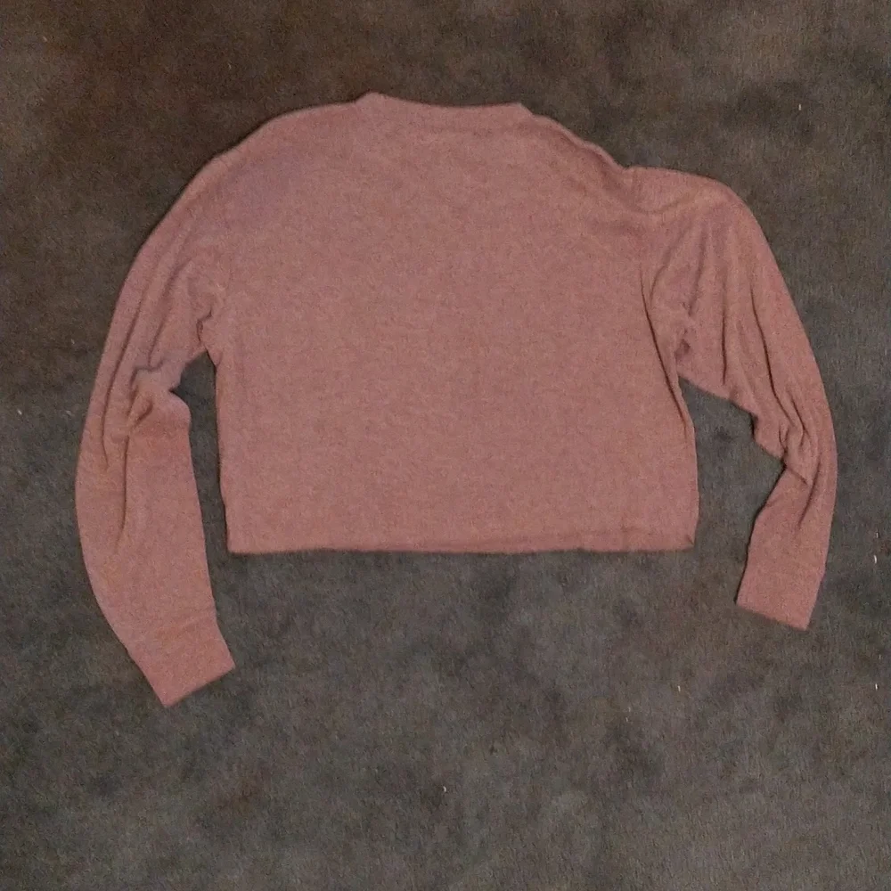 Sweater - Picture 4 of 4